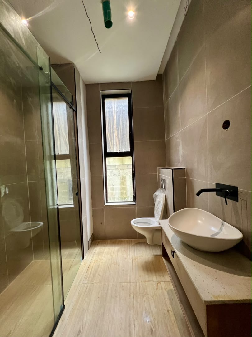GORGEOUSLY FINISHED 2,3&4 BEDROOM APARTMENT image 8