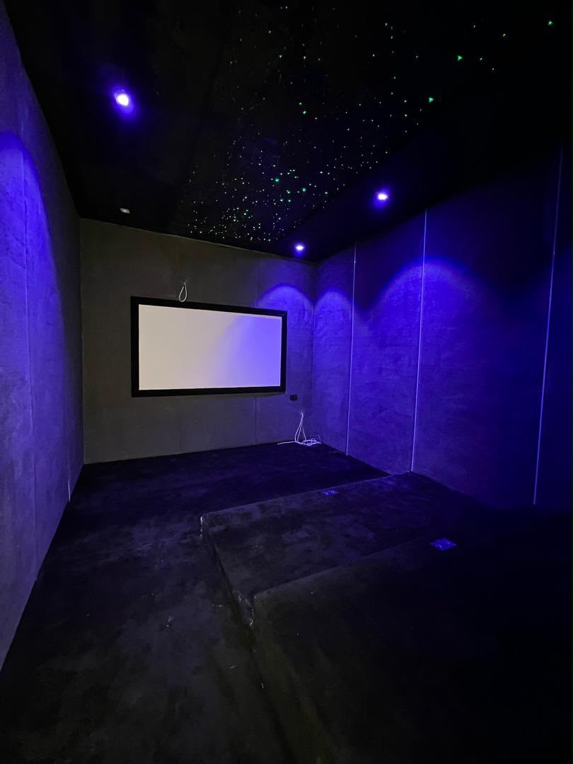 DAZZLING 5 BEDROOM PALATIAL HOME image 11