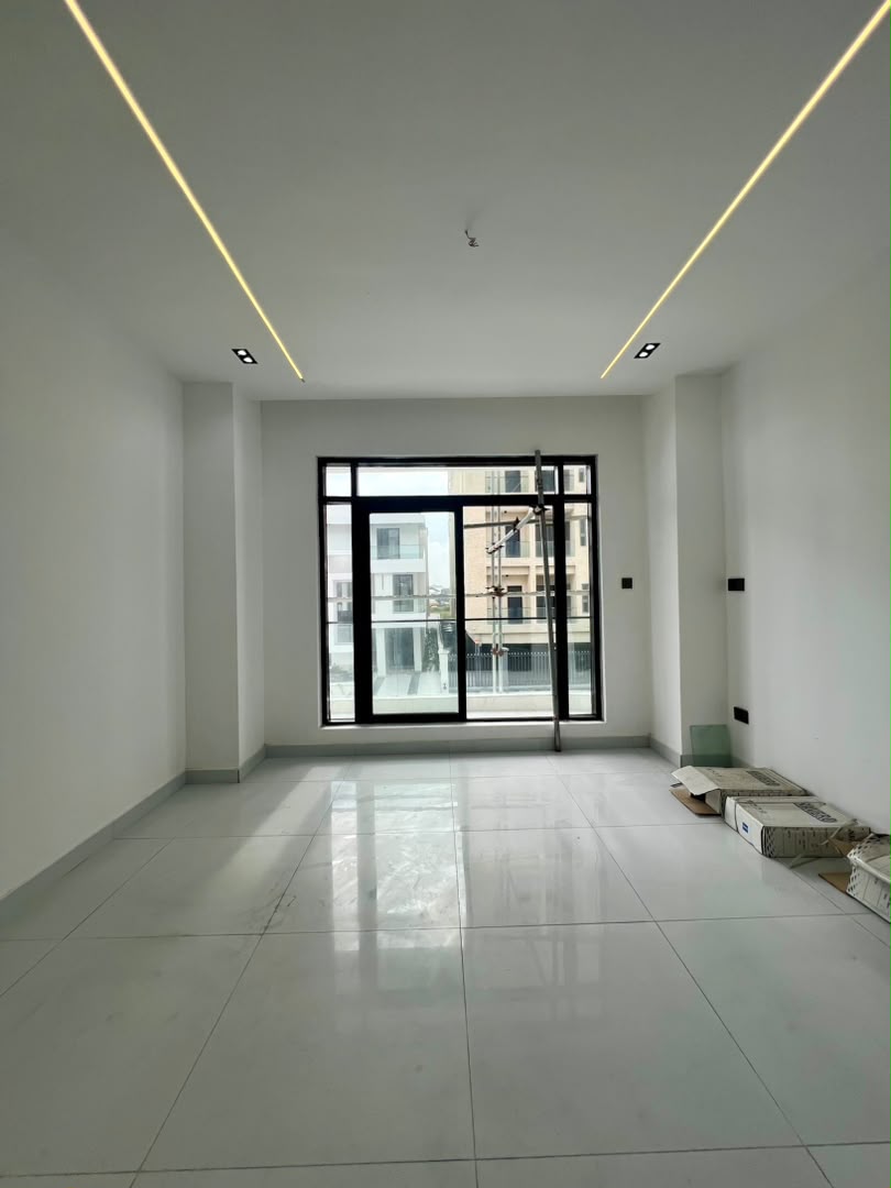 SMARTLY CARVED 1 , 2 AND 3 BEDROOM APARTMENT image 10