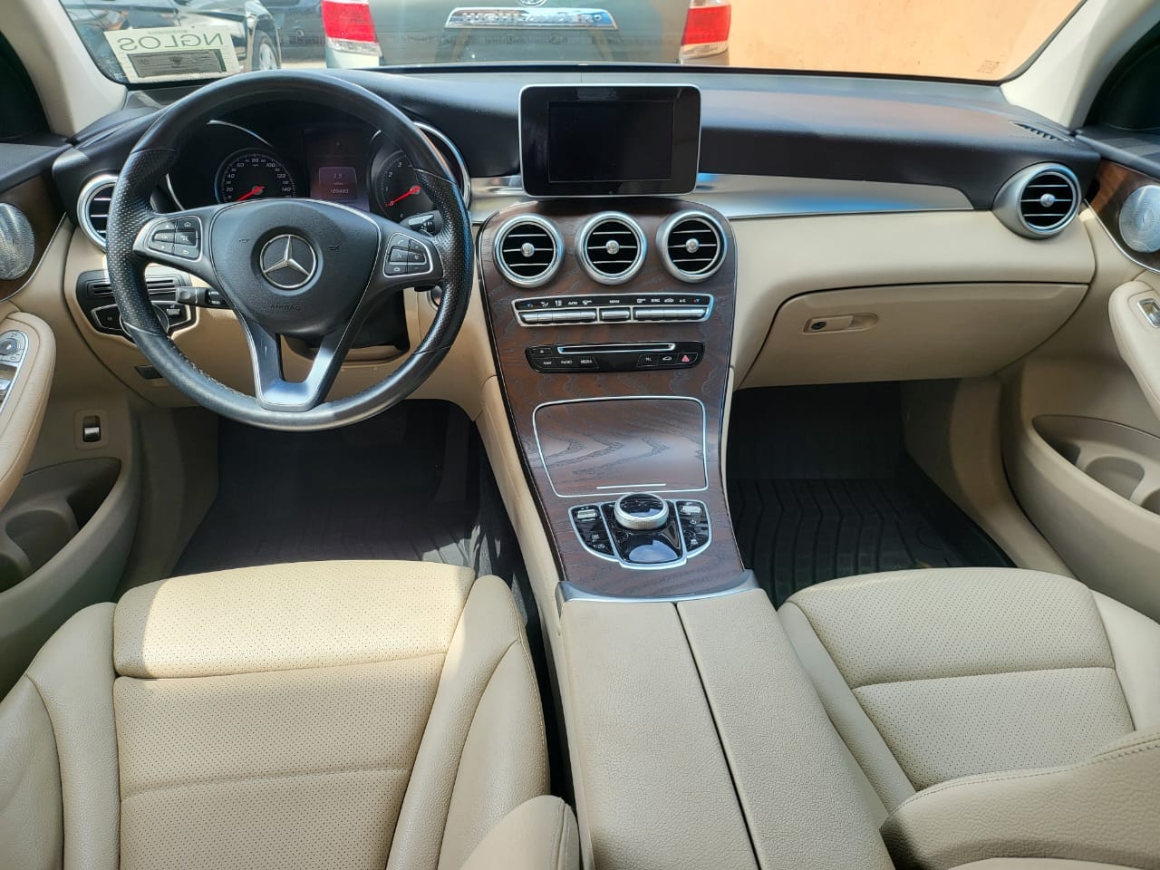 GLC300 MERCEDES-BENZ (2018) image 7
