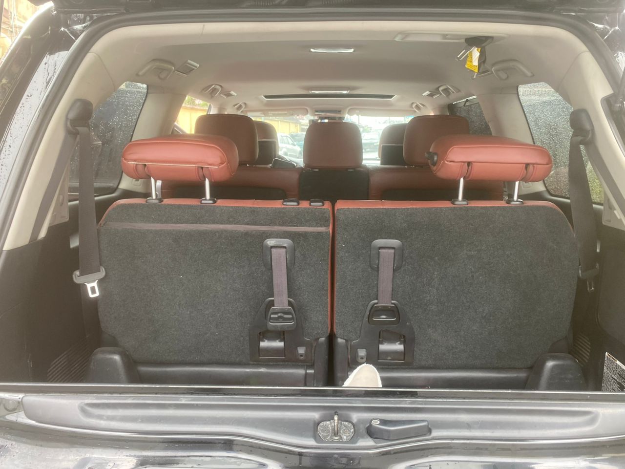 LEXUS LX570 (2017) image 3