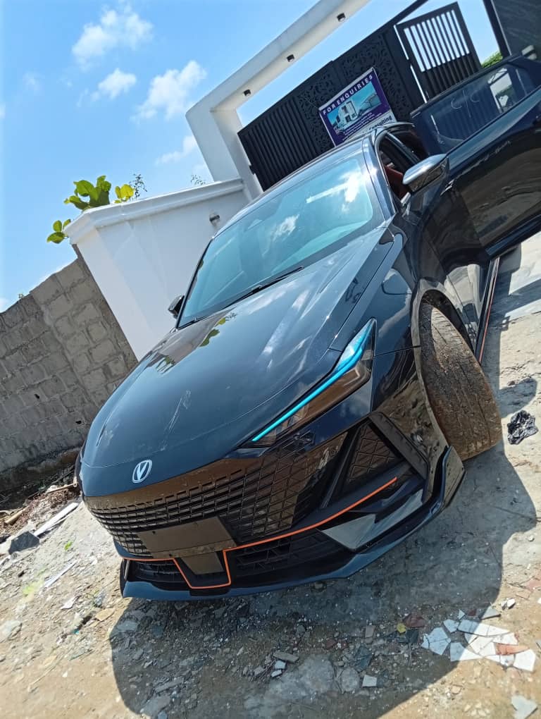 CHANGAN UNI-V image 12
